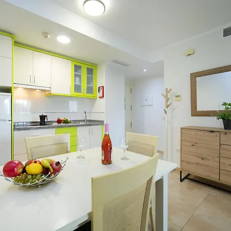 아파트 Esmeralda Suites-5 By Interhome 칼페